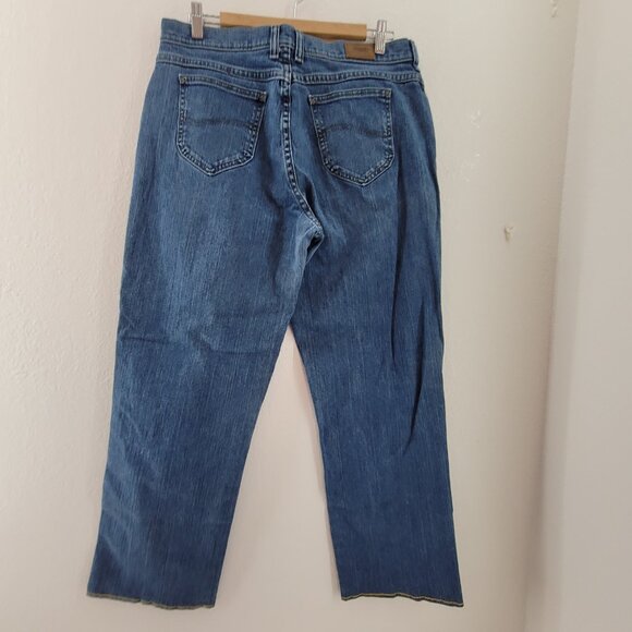 Lee Jeans Women's 12 Blue Denim 29.5" Modified Hem - Picture 2 of 11